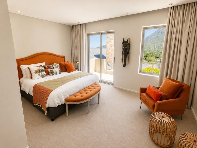 To Let 5 Bedroom Property for Rent in Hout Bay Western Cape